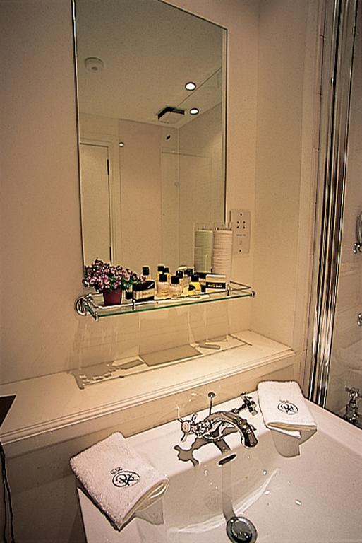 The Royal Hotel كْريف المظهر الخارجي الصورة